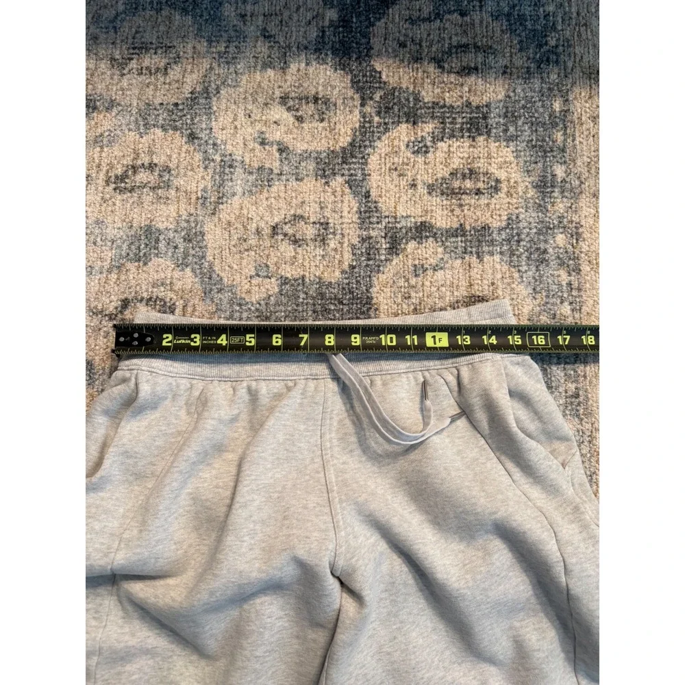 Lululemon Scuba Mid-Rise Wide-Leg‎ *Short Excellent Condition